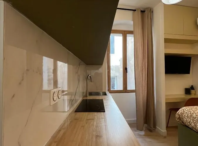 D'architecte Superieur - Centre Historique Apartment *